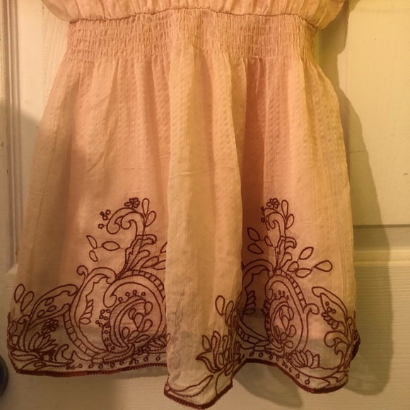 Delicate pink top - Picture 8 of 12